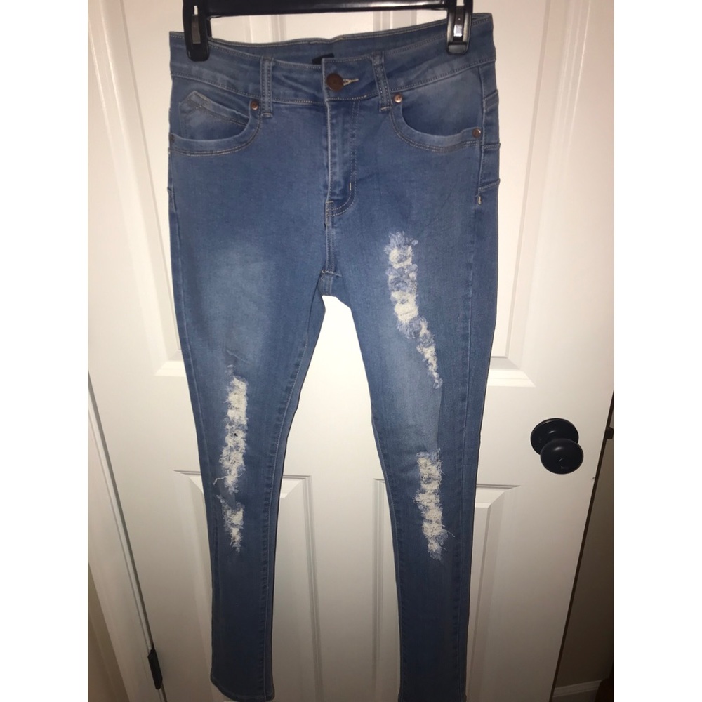 Distress high rise jeggings